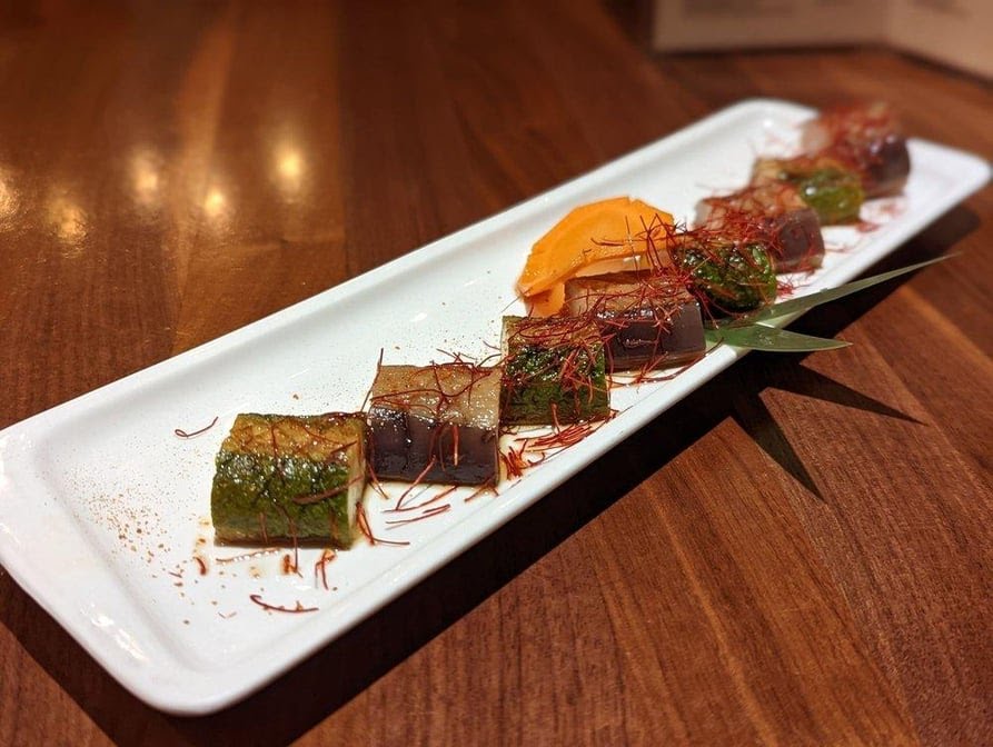 Tataki Sushi and Sake Bar by null
