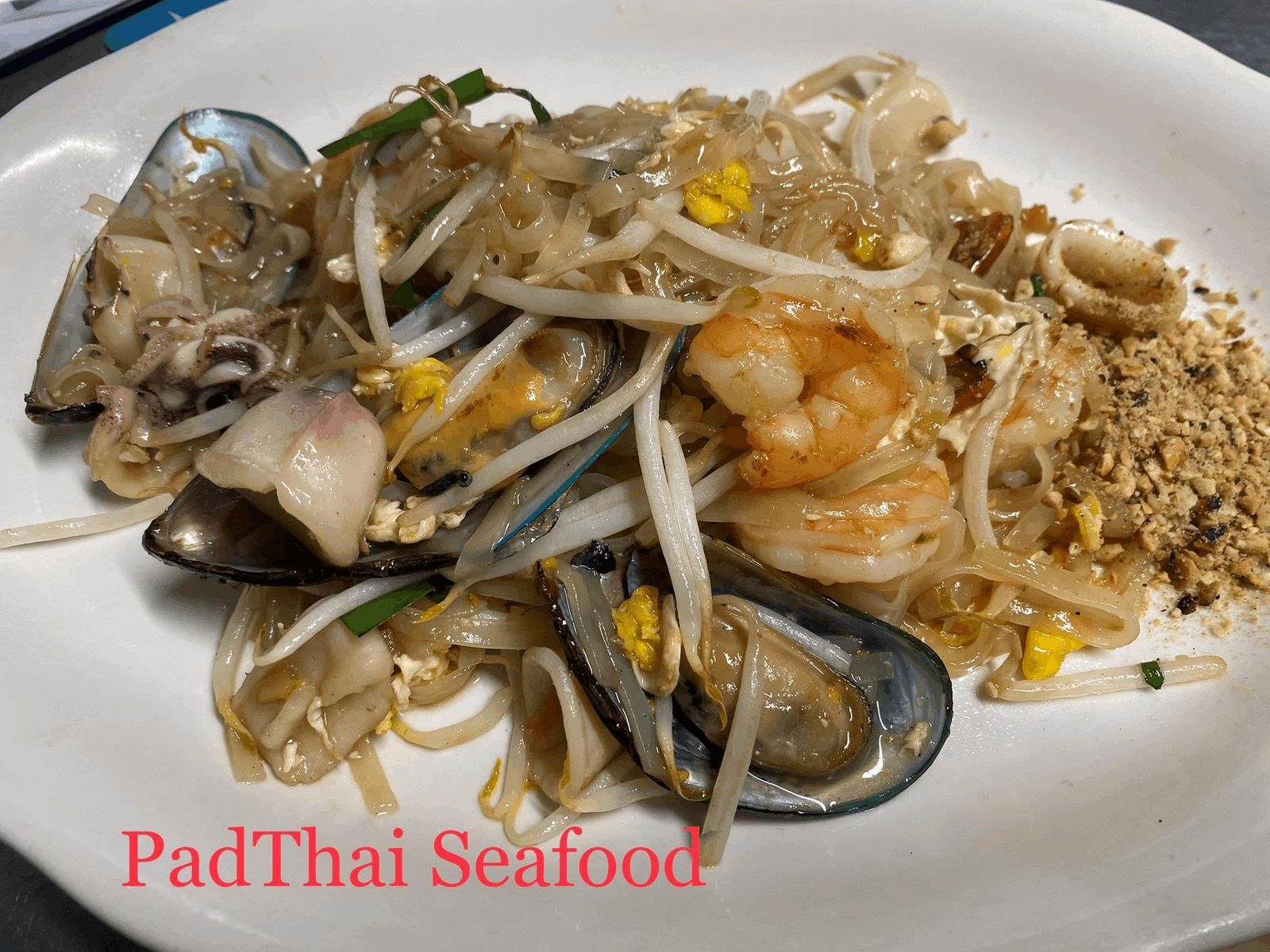 Plearn Park Eatery by null