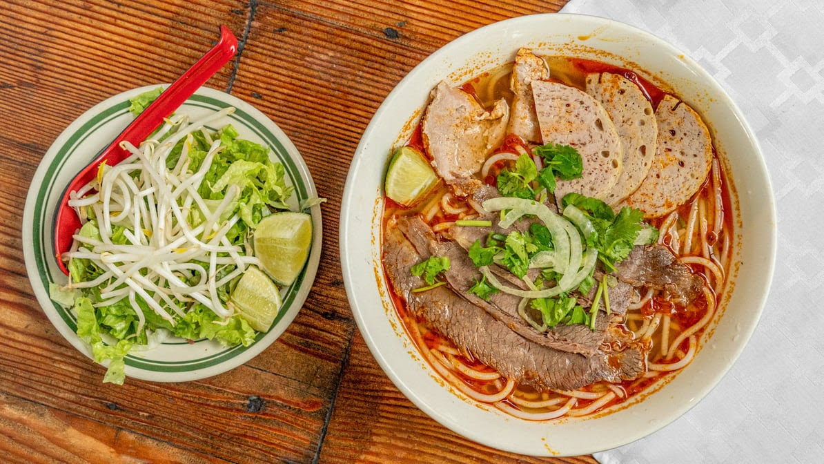 Banh Mi Burgers Pho by null