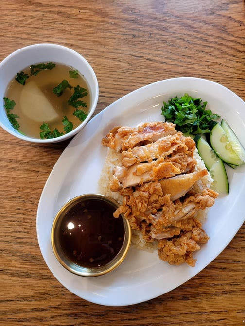 Go Chin Khao Man Gai by null