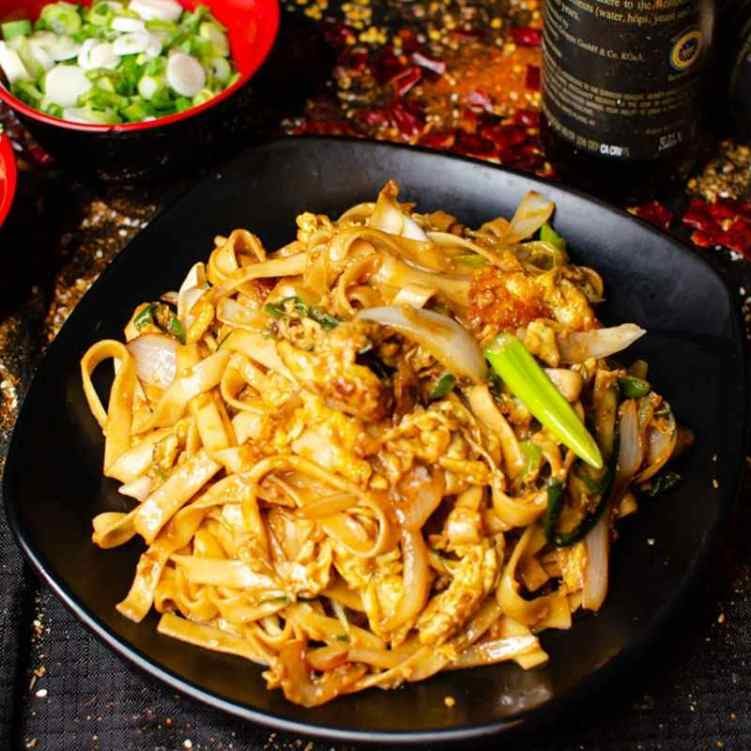 Cats Cafe des Artistes Thai Restaurant by null