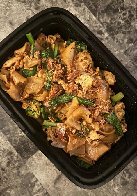 Saffron Thai by null