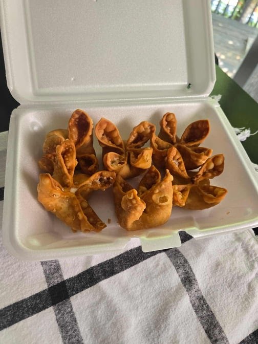 Wing's Gardens by null