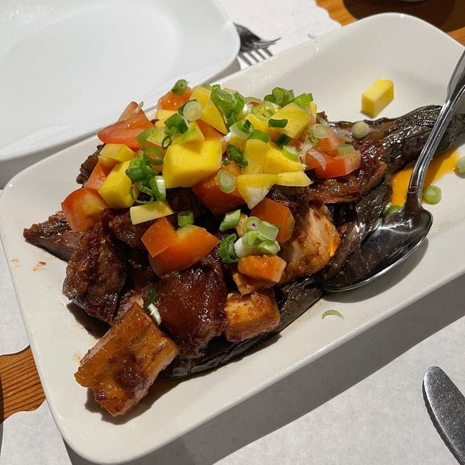 Patio Filipino by null