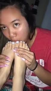 Stinky white girls toes sucked jpg x Girls sucking toes