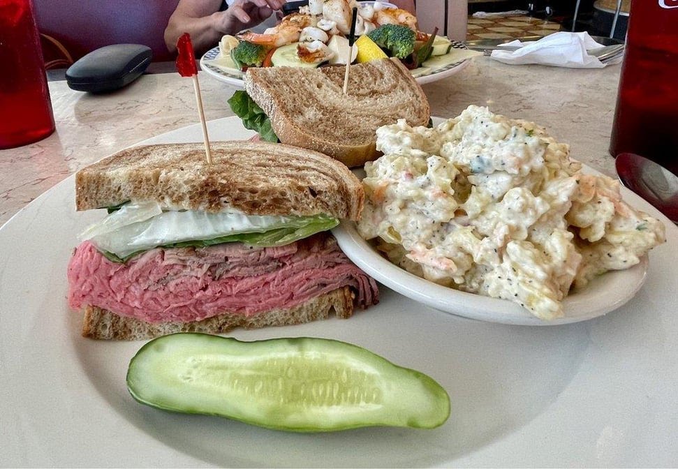 Eveready Diner by null