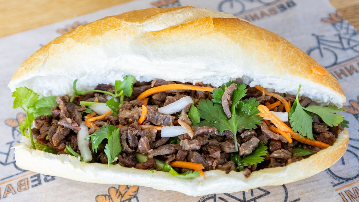 Be Banh Mi by null