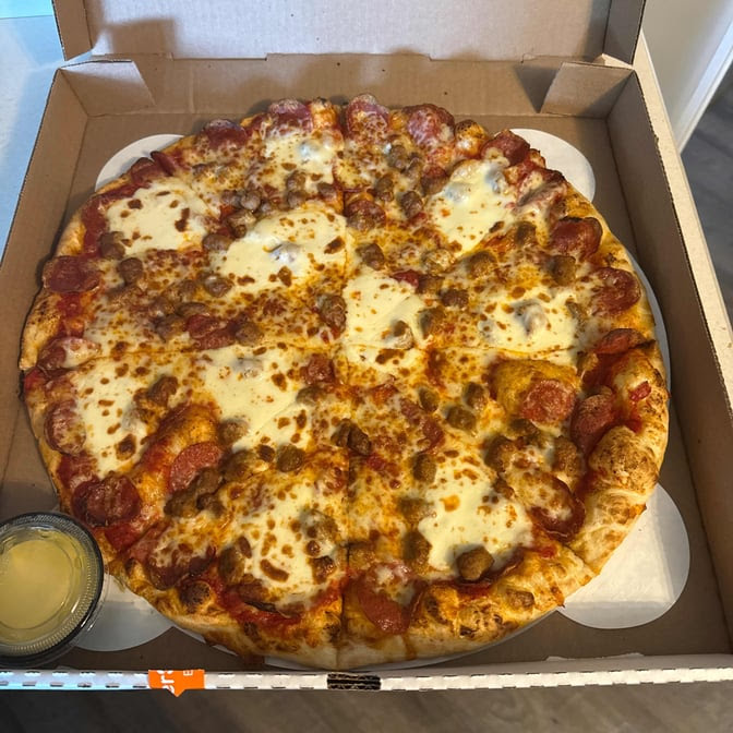 Cutting Edge Pizzeria by null