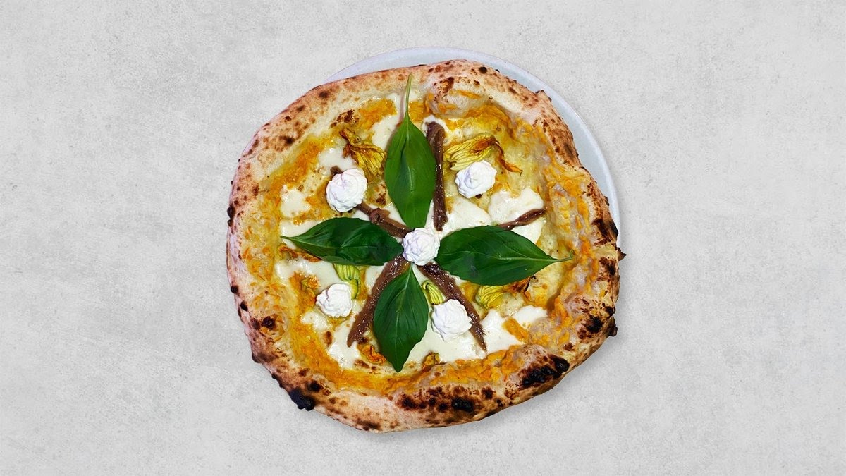 Standard Pizza West by null