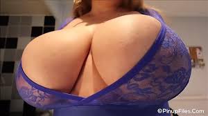 I bang friends hot mom jpg x Hot mom big boob