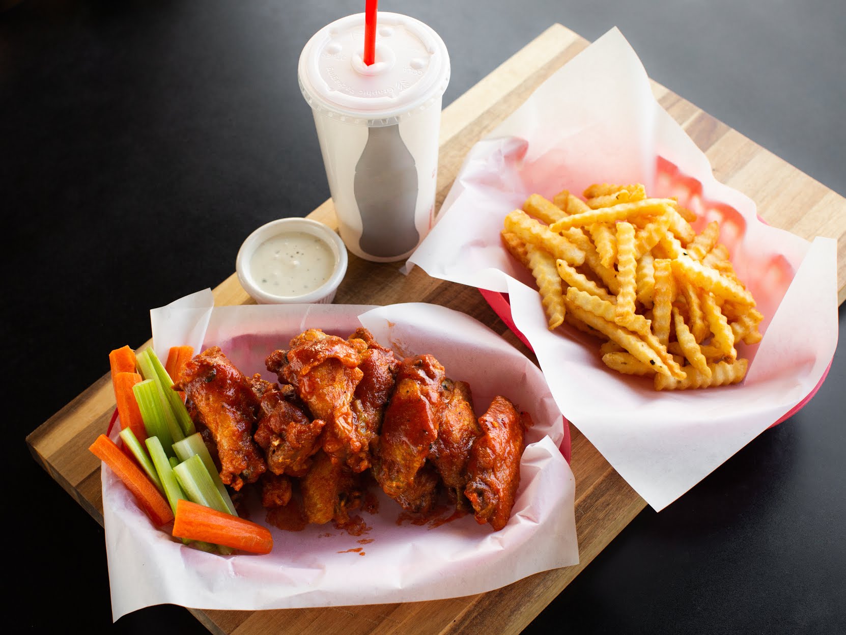 Sandy Hotwings Cafe by null