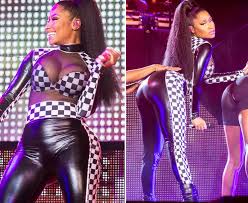 Nicki minaj nude topless porn sexy bikini feet lak jpg x Nikki minaj sexy