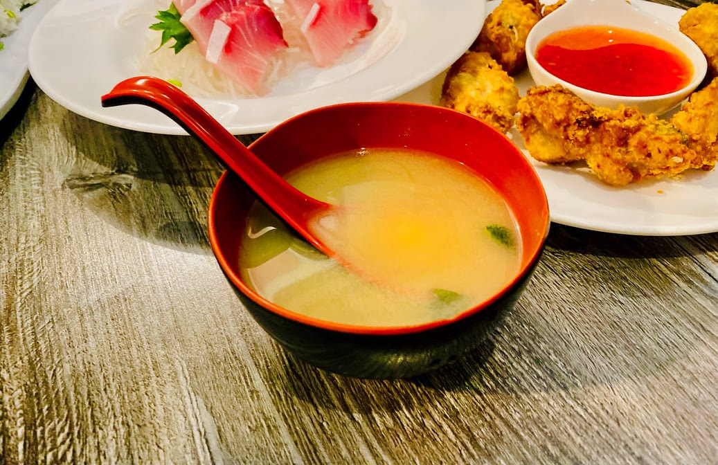 UMI SUSHI by null