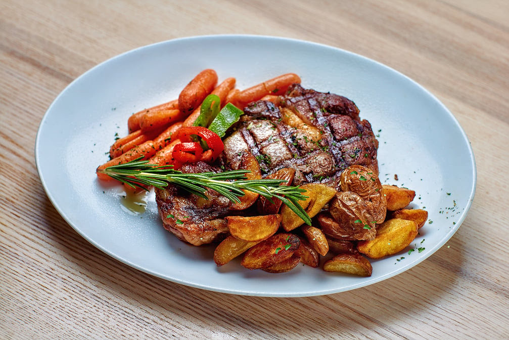 Burnt Offerings - Where Foodies Dine! by null
