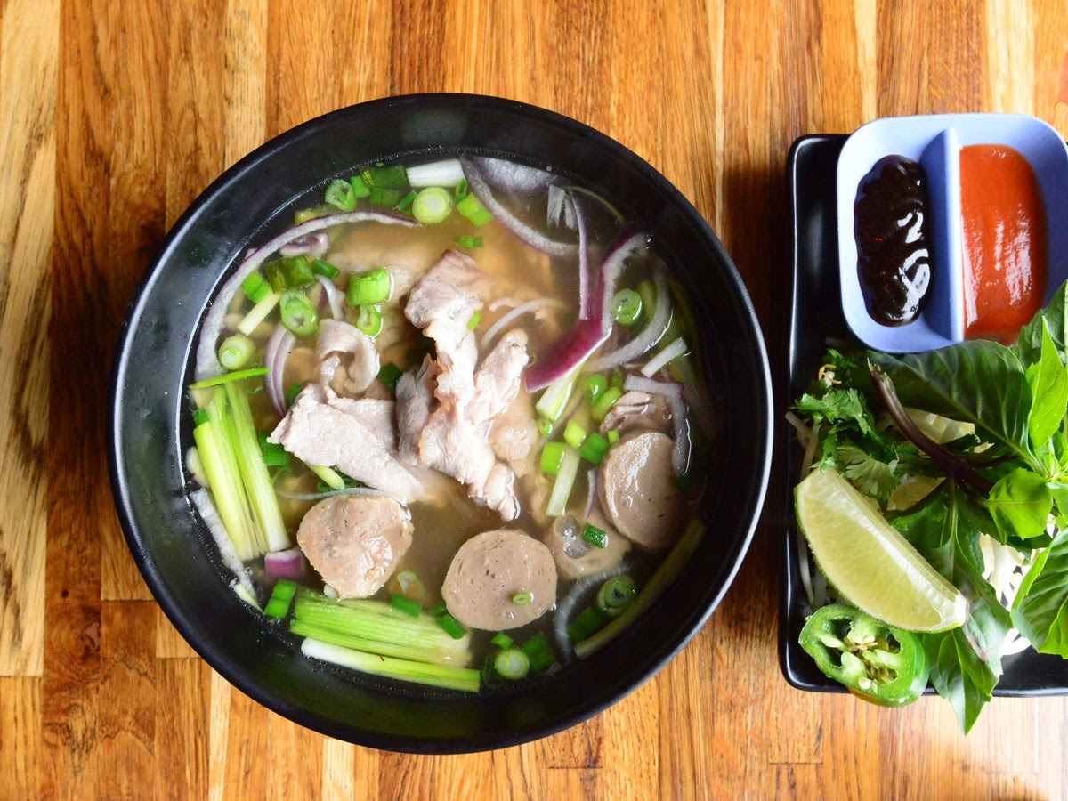 Short Round / Crying Tigers by null