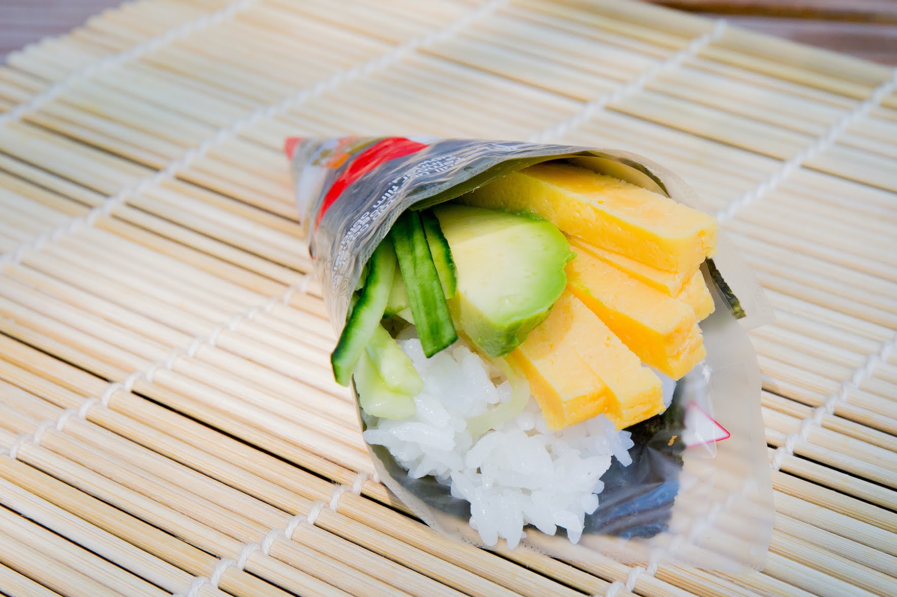 Umi Hand Roll Bar by null