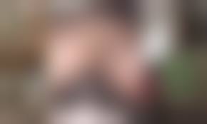 ヤングマンパンスト逆さ撮り|無修正顔出し！推定ひざ上30cmのスカートの中身は案の定エロテカパン！ - 制服JKの逆さ撮りパンツ