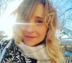 Allison mack begins prison sentence early pleaded guilty nxivm sex cult jpg x Allison mack