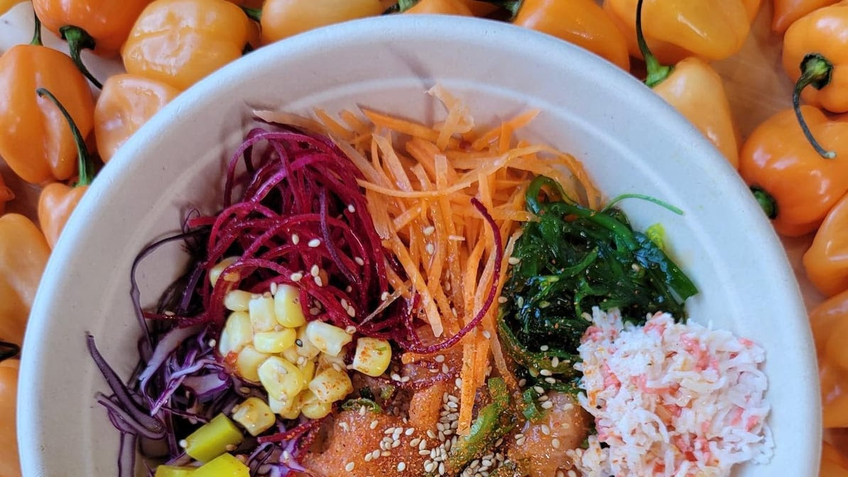 Mammoth Poke Bucktown by null