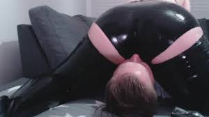 Latex facesitting pornzog free porn clips jpg x Latex facesitting