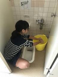 女子小学生厕所|画像】女子トイレに入って「盗撮」した小学生、校内ボランティア3時間の処分に＝韓国｜ニフティニュース