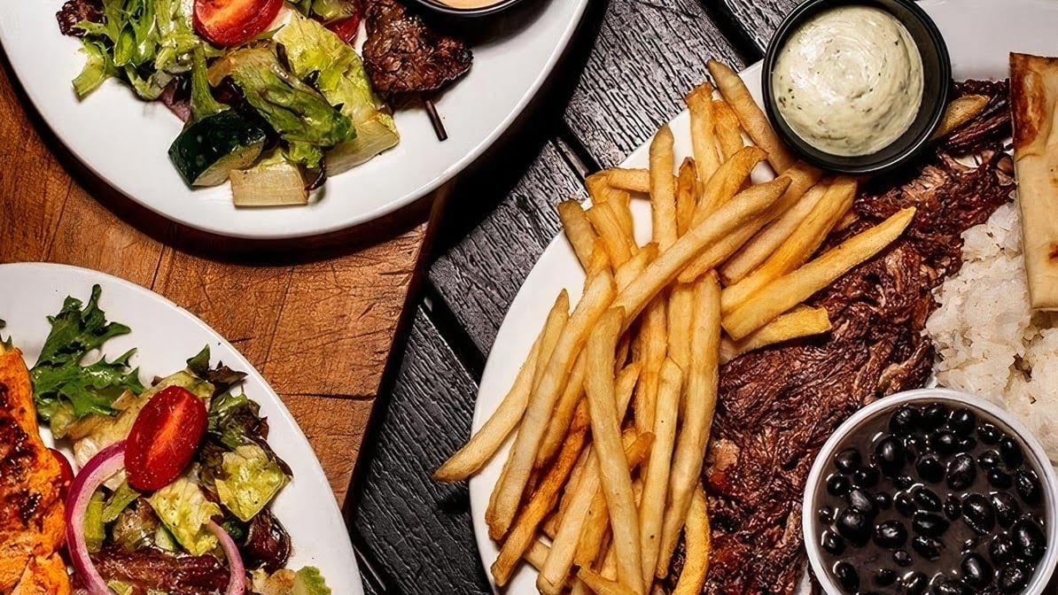 PINCHO Burgers and Kebabs by null
