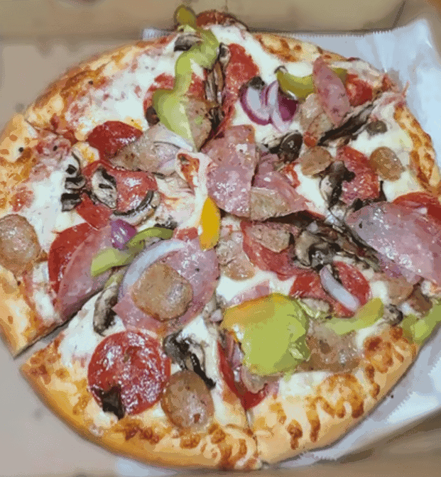 Blondie’s Pizza by null