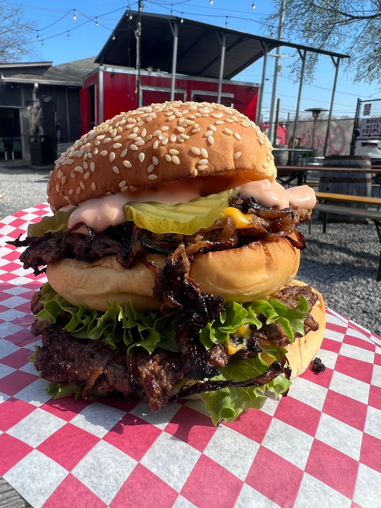 Cledis Burgers & Beer Garden by null