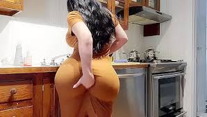 Lazzlkosm cfjscblelhc jpg x Girl big but