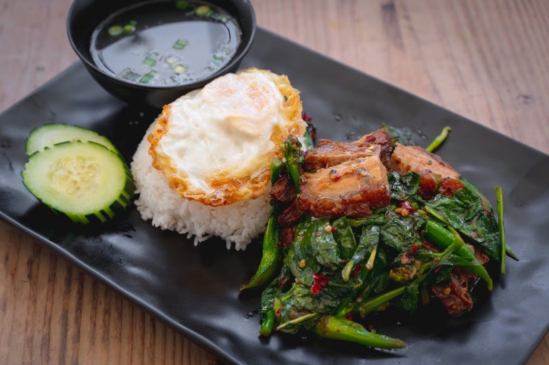 Khao Nom - ร้านข้าวหนม by null