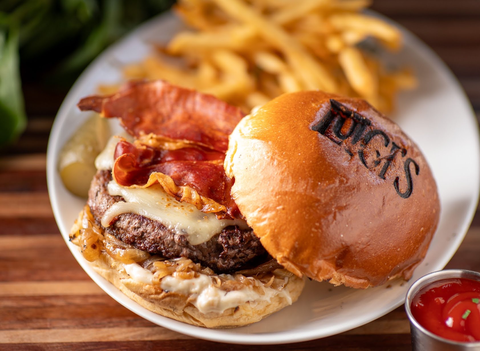 Luigi’s Italian American by null