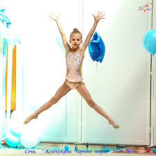 Гимнастика море|картинки : пляж, море, океан, люди, девушка, прыжки, Нога, Ребенок, тело  человека, Йога, Ловкость, гимнастика, Стойка для кистей рук, боевые  искусства, УФ-стойкая одежда, Человеческие позиции, Действие человека,  Индивидуальные виды спорта, Физическая ...