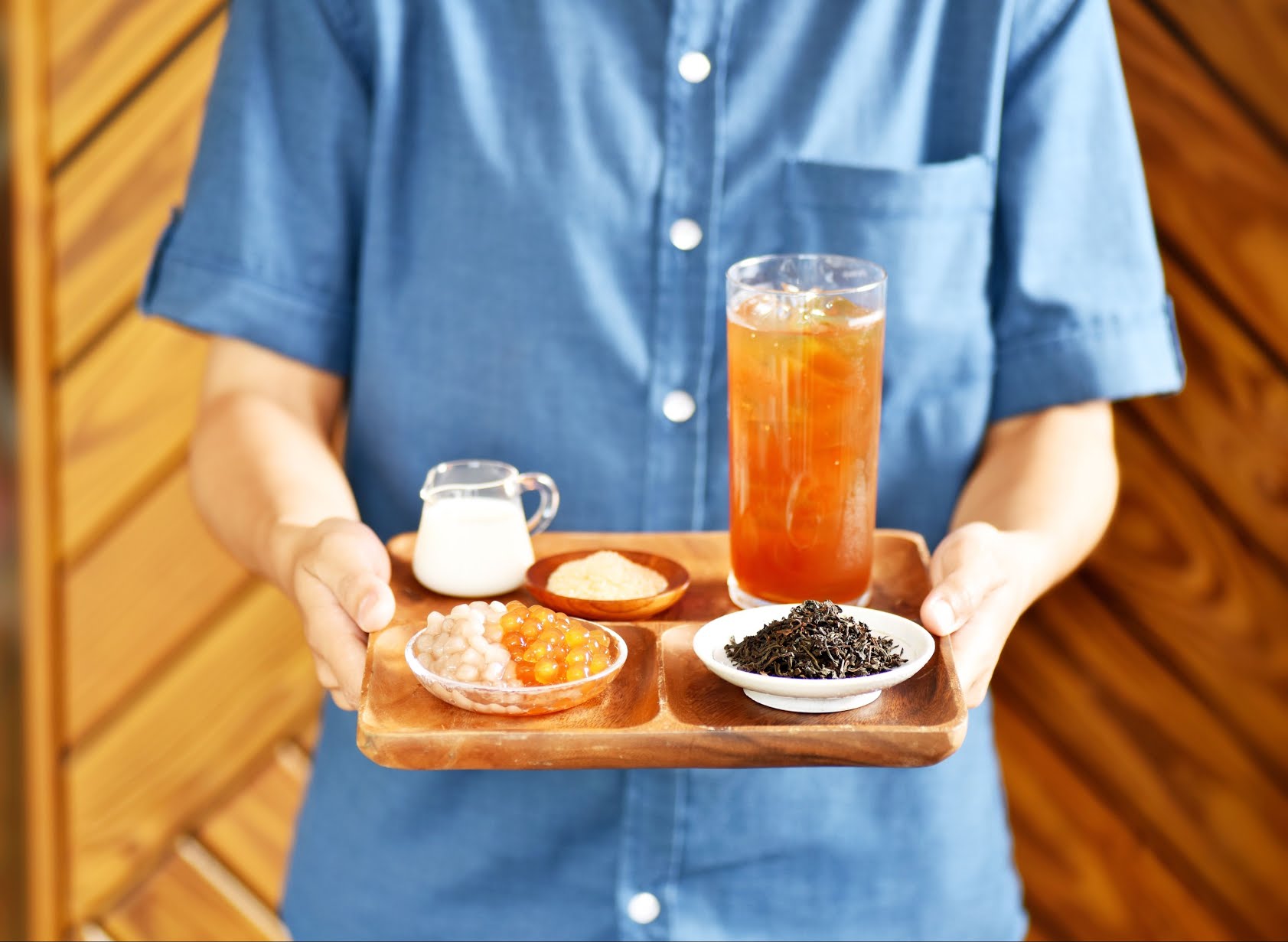 日日裝茶大肚火車頭店 （線上訂購95折優惠中） by null