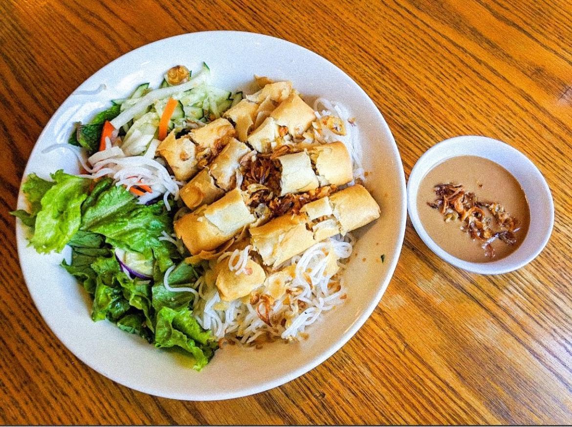 MeKha Noodle by null