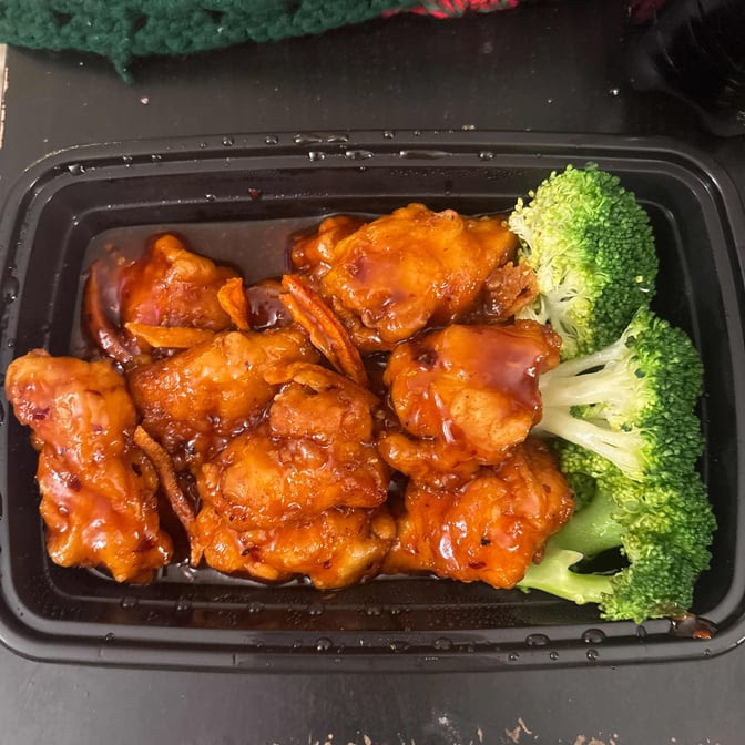 Red Maple Asian Cuisine and Bar by null