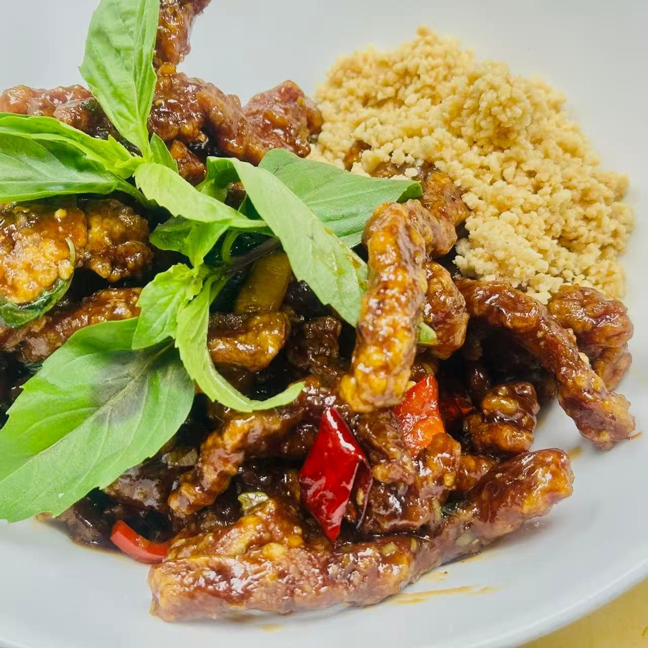 pl8 Restaurant天府和风 by null