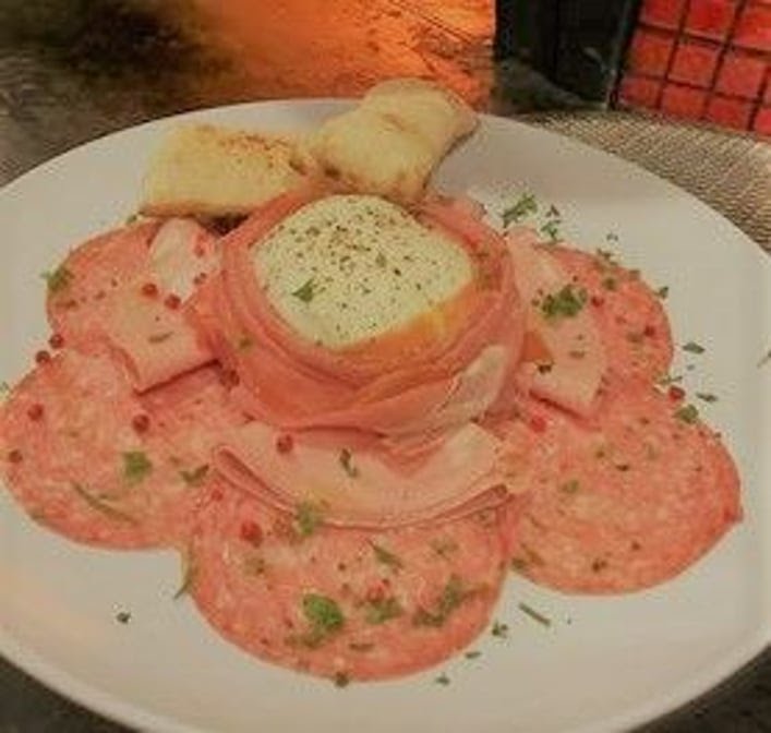 Crust Pizzeria Napoletana Vienna (Vera Pizza certified Pizzeria) by null