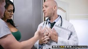 Free mobile porn johnny sins gives bigcock theraphy jpg x Johnny sins doctor