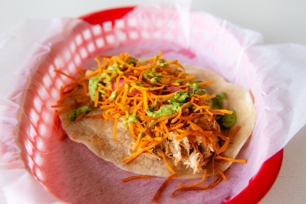 Tres Hermanos - The Nations by null