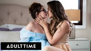 Teen lesbian love jpg x Teen lesbian love