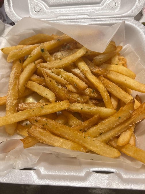 Vinny's Pizza by null