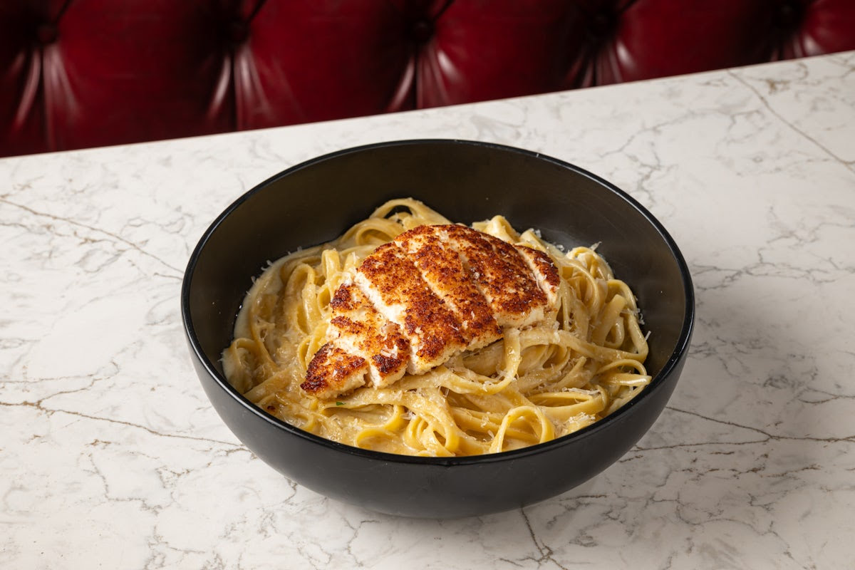 Maggiano's Little Italy by null