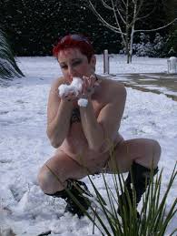 Lusciousnet happy naked in deep sno jpg x Nude in the snow