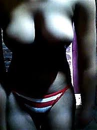 Indian girl caught waiter watching her shower jpg x Indian girls xxx