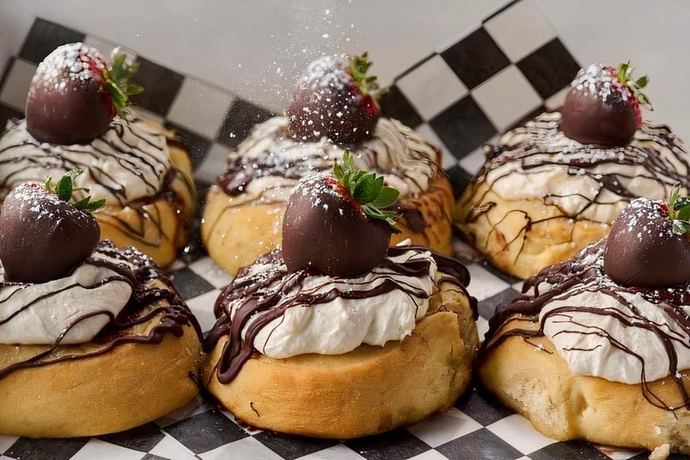 Cinnaholic by null