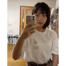 jc js 自撮り エロ|マンガ】2008年のJKと2018年のJK、写真の撮り方はどう変化した!?