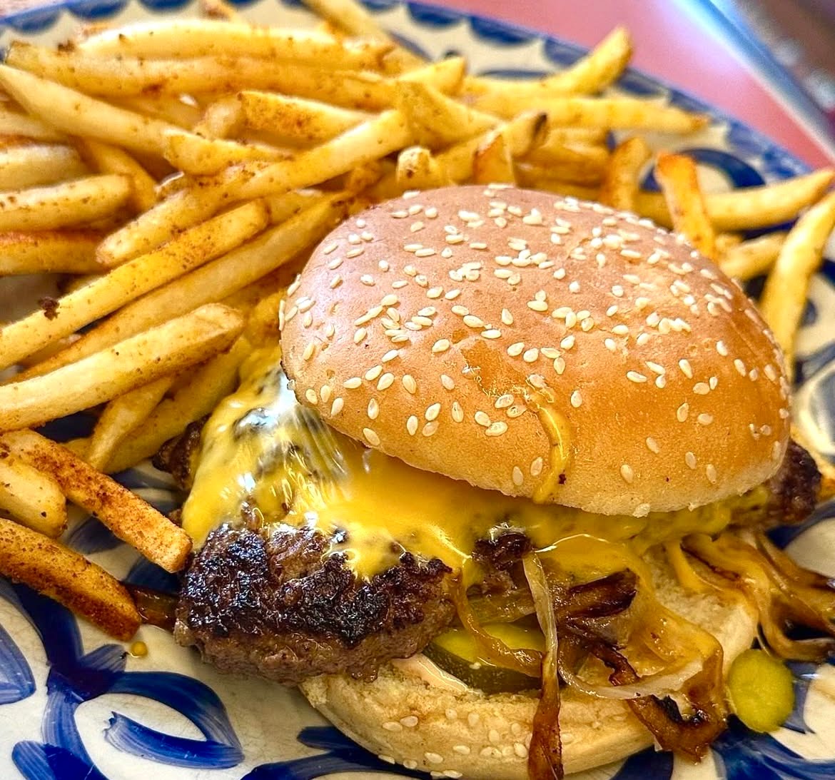 Dove's Luncheonette by null