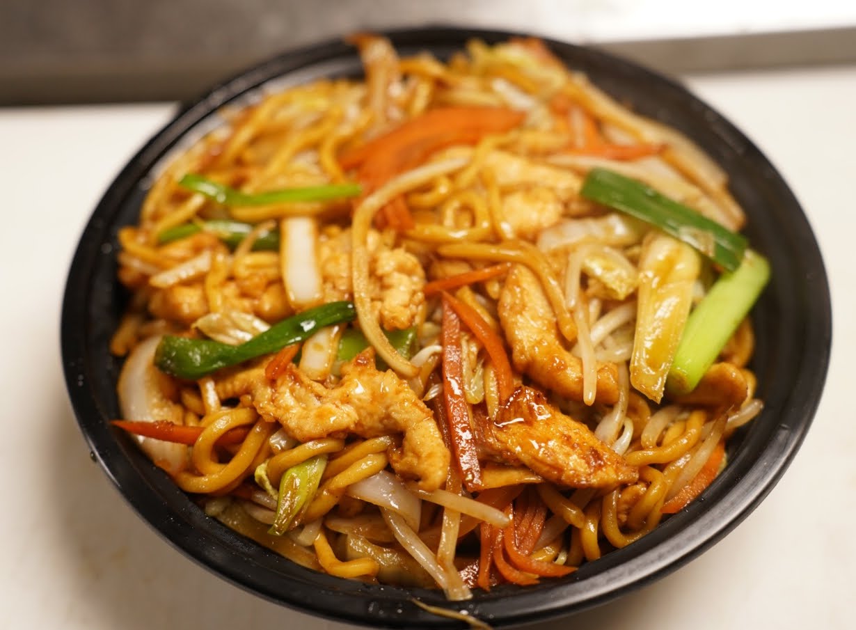 Yoshi Revolving Sushi & Noodle by null