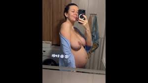 Bella ragazza incinta si fa scopare jpg x Bella ragazza incinta si fa scopare