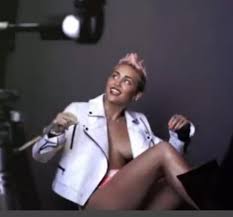Miley cyrus porn molly wrecking balls ftr jpg x Miley cyrus free